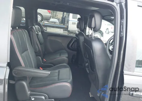 2018 Dodge Grand Caravan Gt from USA, damaged, VIN 2C4RDGEG9JR243162